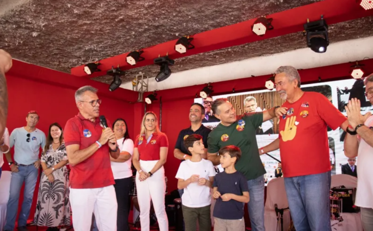  Paulo Dantas, Renan Filho e Paulão parabenizam Welton Roberto pelos 30 anos de advocacia